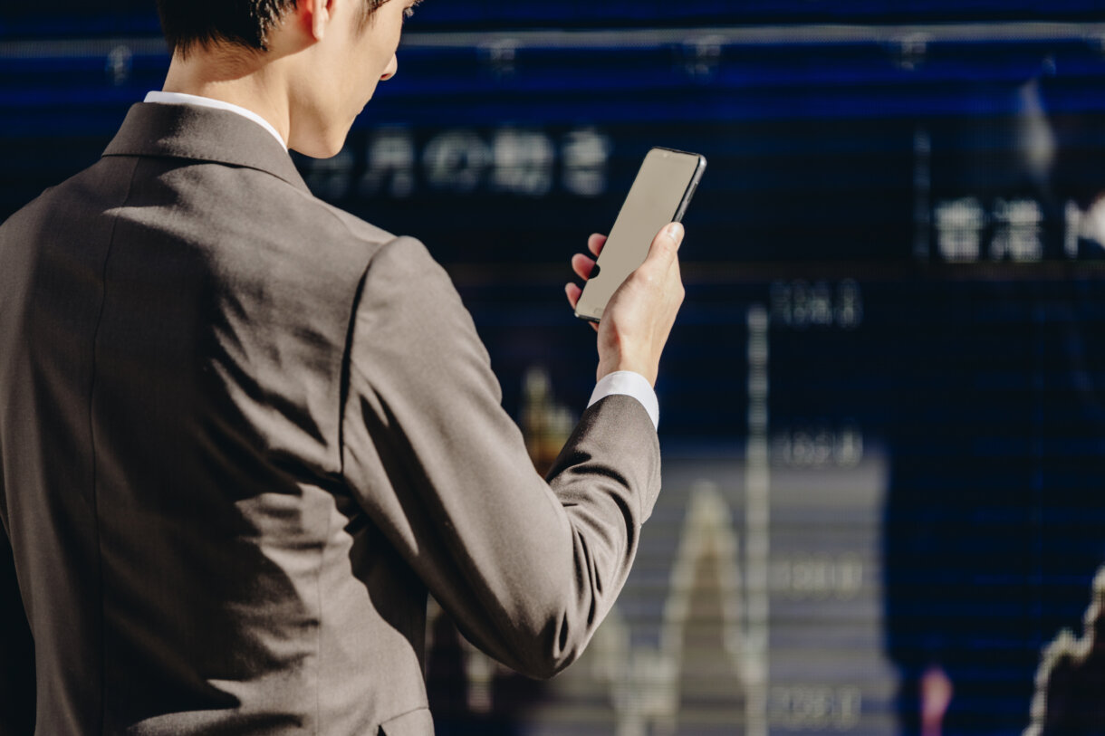 銀貨一枚の値段を調べる方法は？