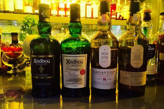 アイラ島蒸溜所ツアーに参加し、8つの蒸溜所を巡ってきました。